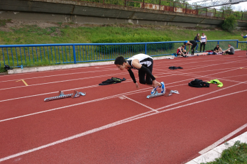 Ještě 300m a už asi padnu....(Vítek-60m,výška,300m) proto ten komentář.....